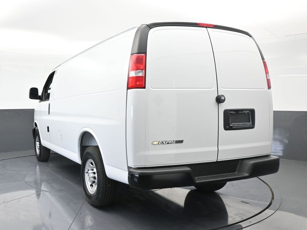 New 2025 Chevrolet Express 2500 w/ Driver Convenience Package image 4