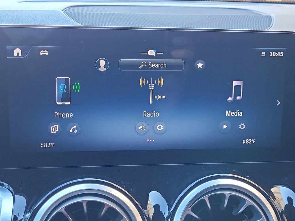 Certified 2025 Mercedes-Benz GLB 250 4MATIC image 17