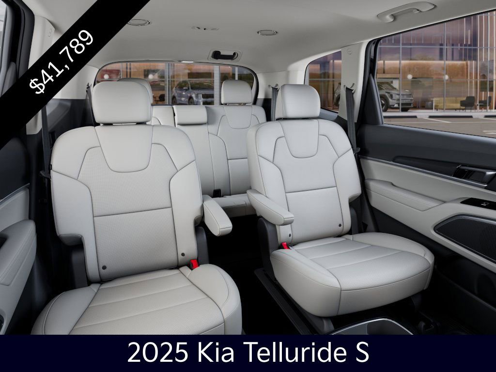 Certified 2025 Kia Telluride S image 16