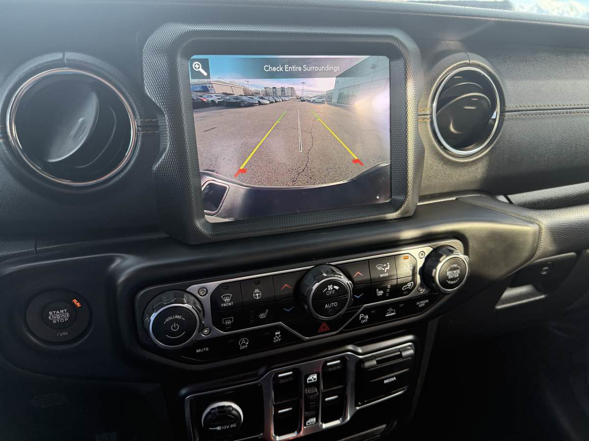 Used 2022 Jeep Gladiator Overland image 31