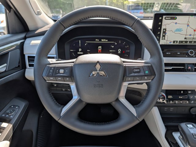 New 2026 Mitsubishi Outlander SE AWD/4WD image 8