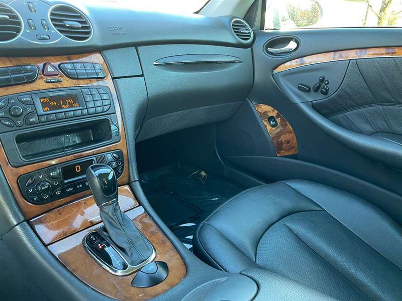 Used 2004 Mercedes-Benz CLK 320 image 62