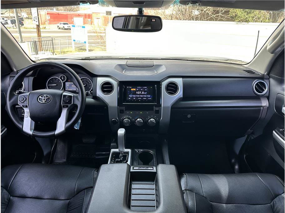 Used 2015 Toyota Tundra SR5 w/ SR5 Upgrade Package image 18