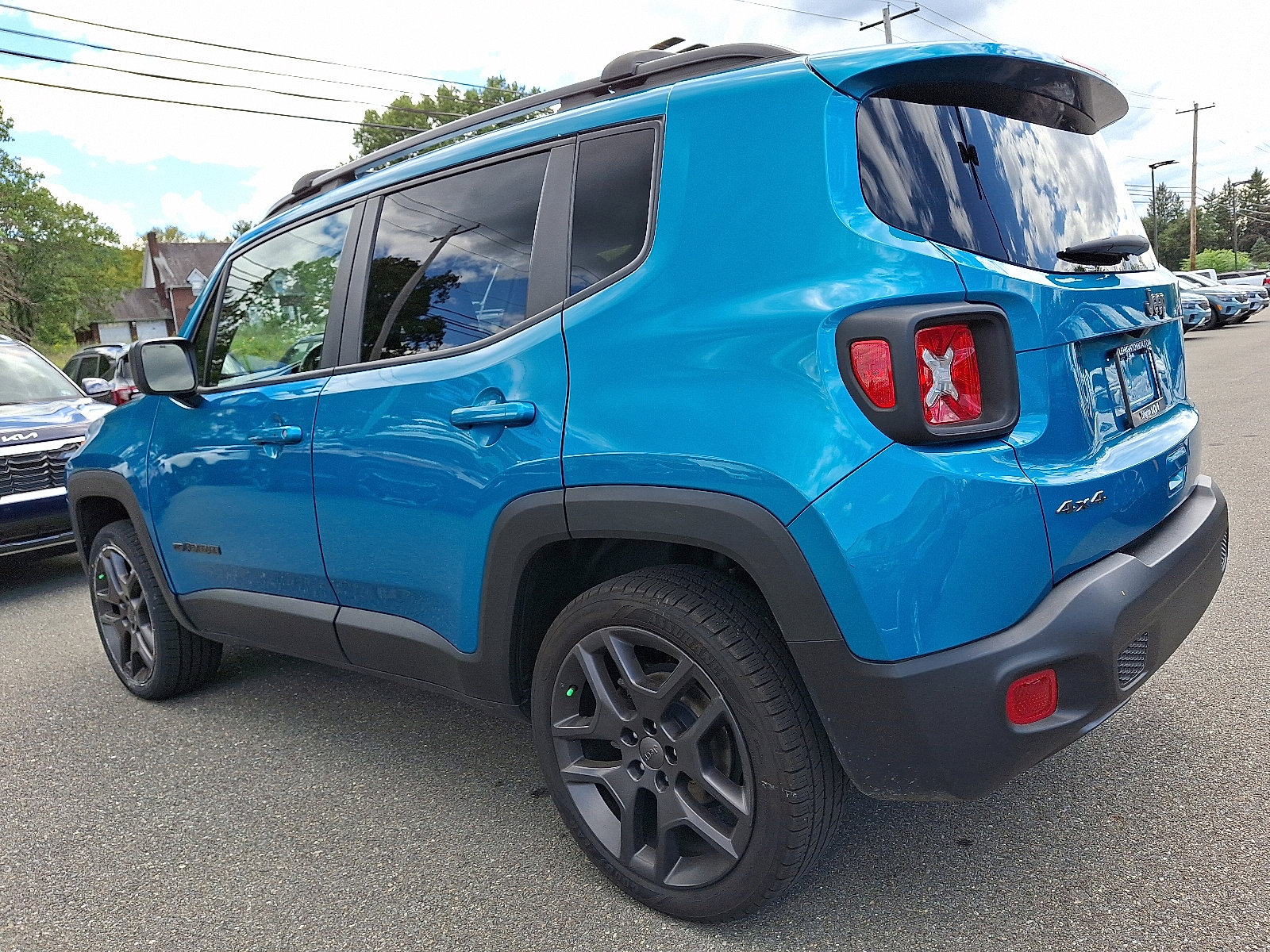 Used 2021 Jeep Renegade Latitude image 4