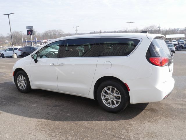 New 2026 Chrysler Voyager LX FWD image 6