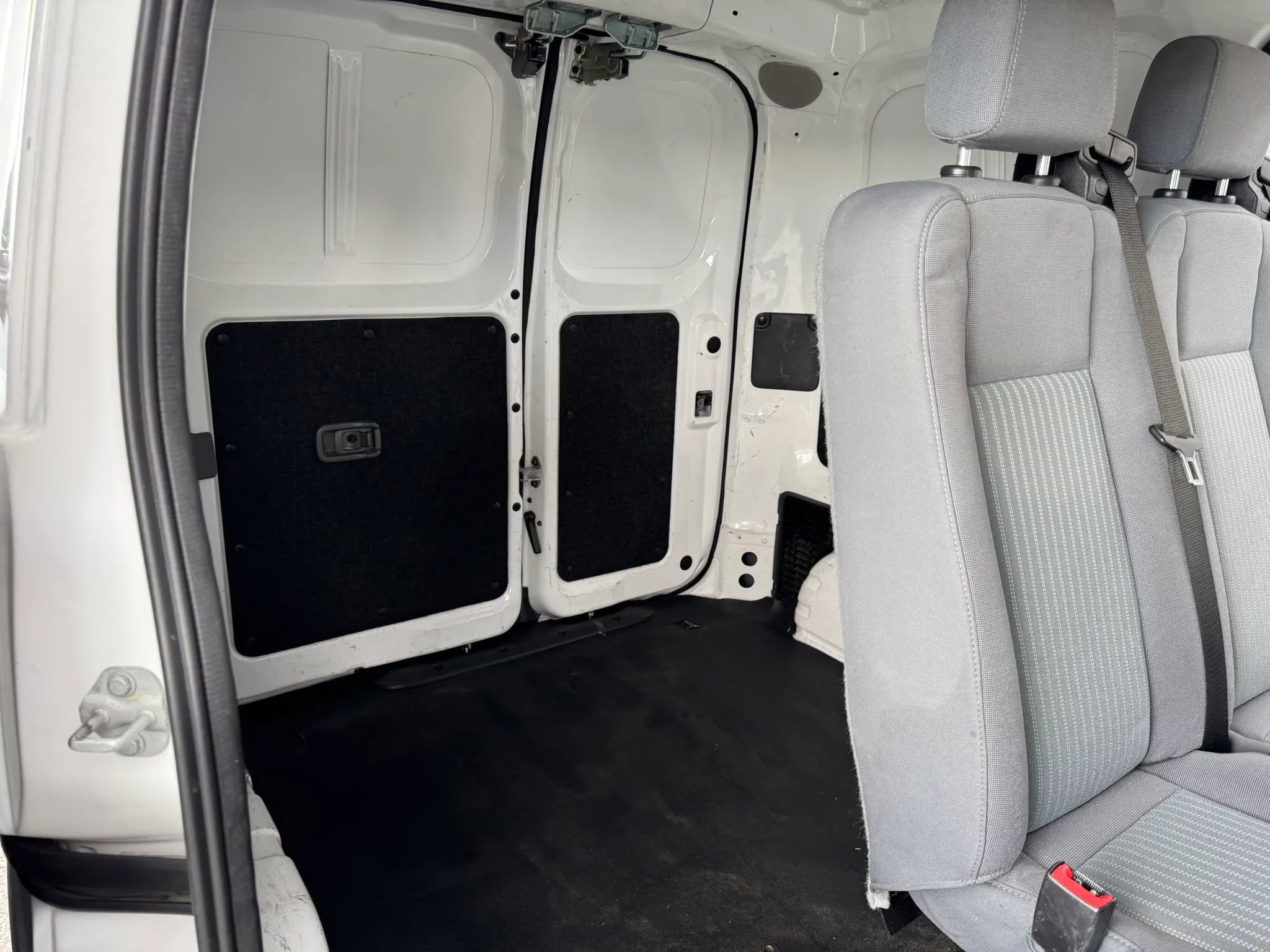 Used 2019 Nissan NV200 SV image 13