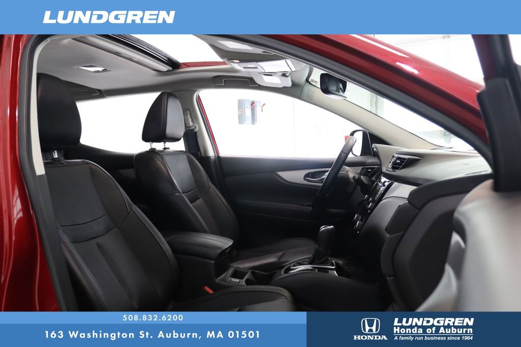 Used 2020 Nissan Rogue Sport SL w/ Premium Package AWD/4WD image 17