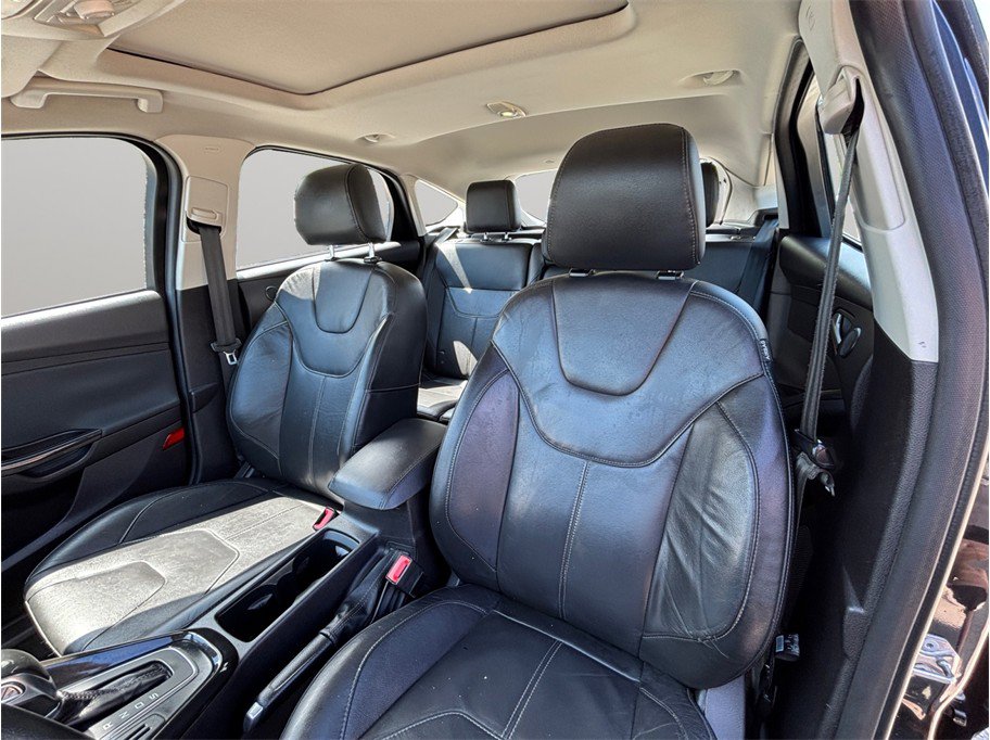 Used 2015 Ford Focus Titanium image 15