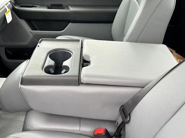 New 2026 Ford F550 4x4 Regular Cab Super Duty image 12