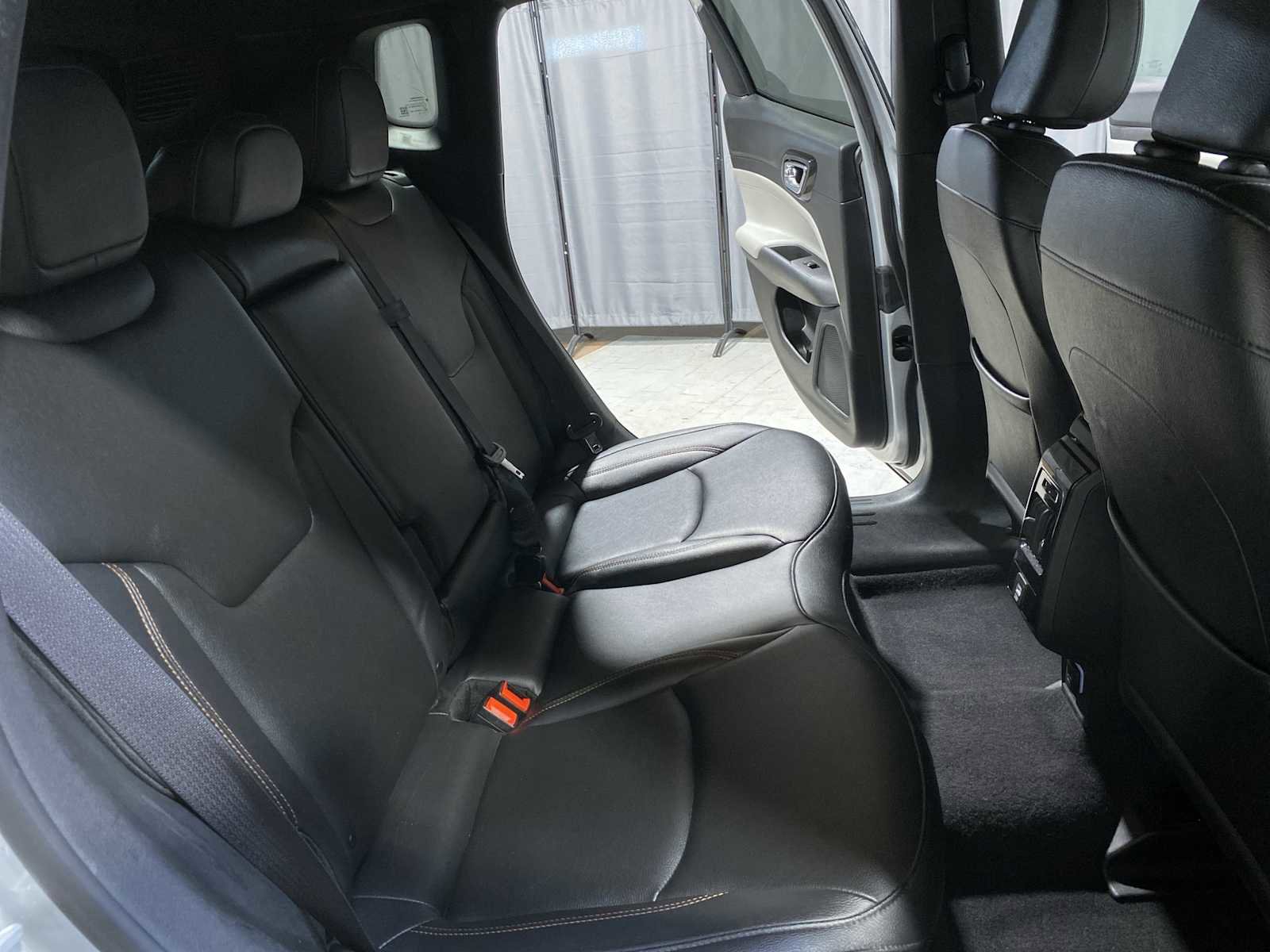 Used 2024 Jeep Compass Limited AWD/4WD image 13