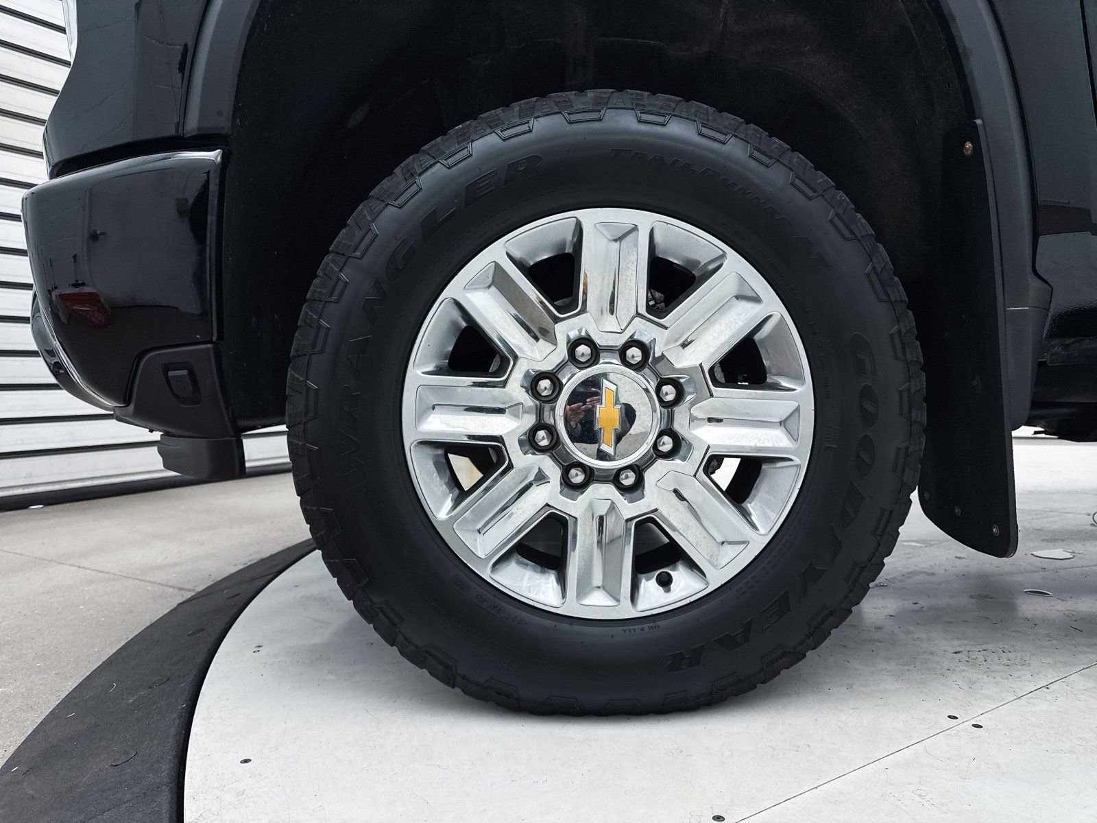 Used 2024 Chevrolet Silverado 2500 High Country w/ High Country Premium Package image 25