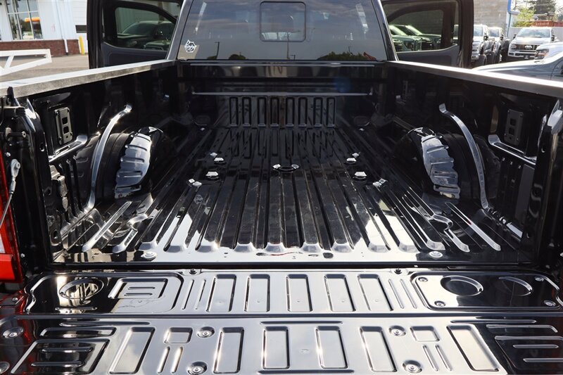 Used 2026 Ford F450 Platinum AWD/4WD image 40