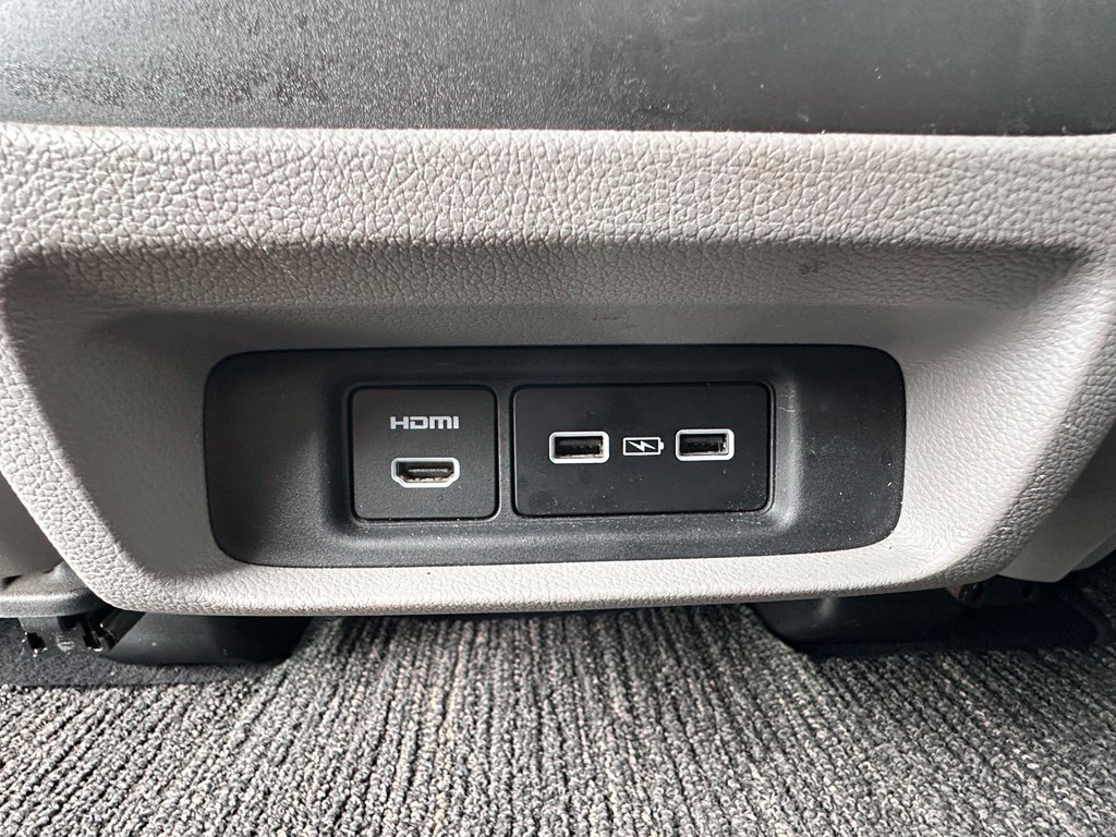 Used 2022 Honda Odyssey Elite image 25
