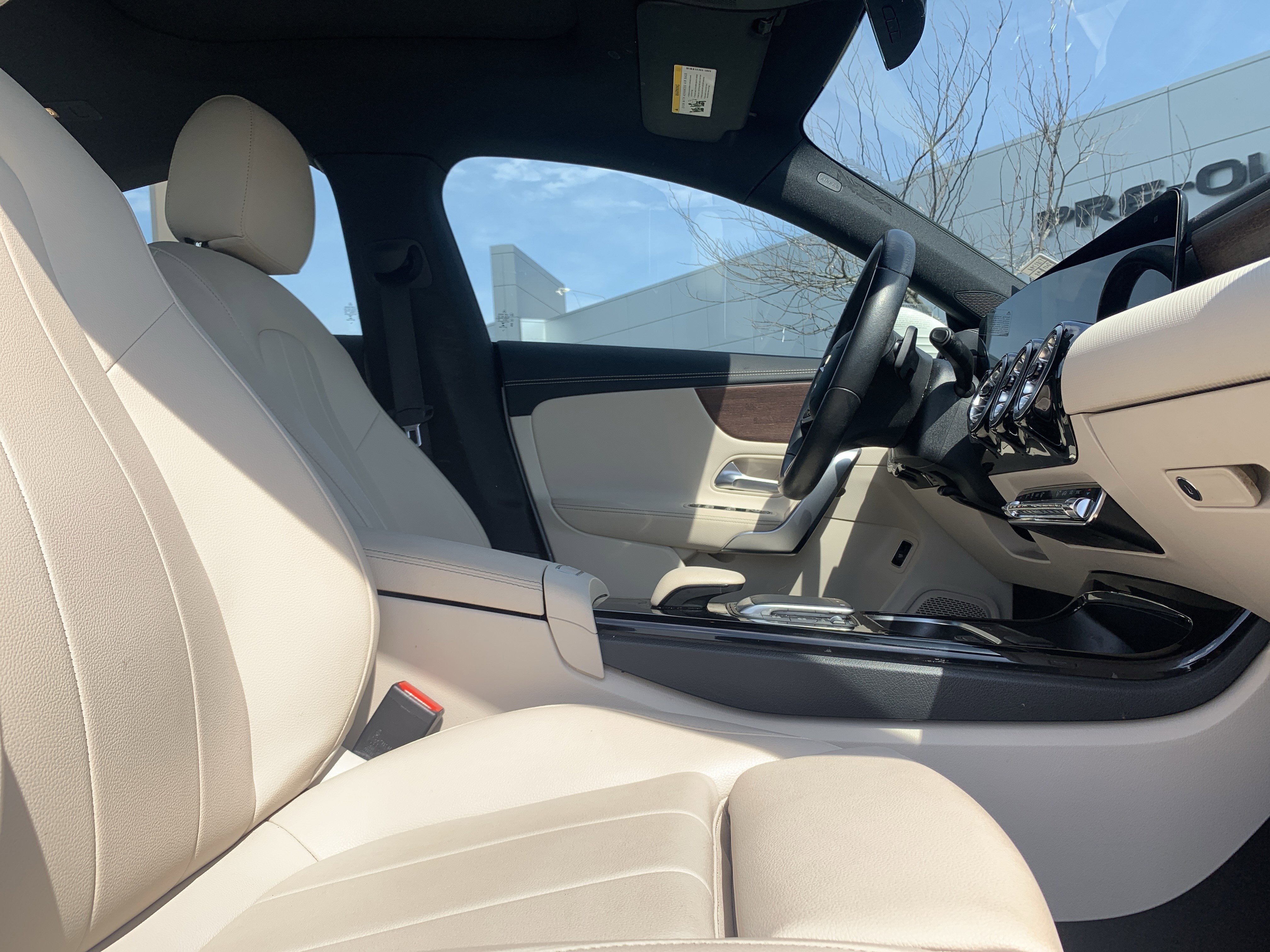 Used 2023 Mercedes-Benz CLA 250 image 35