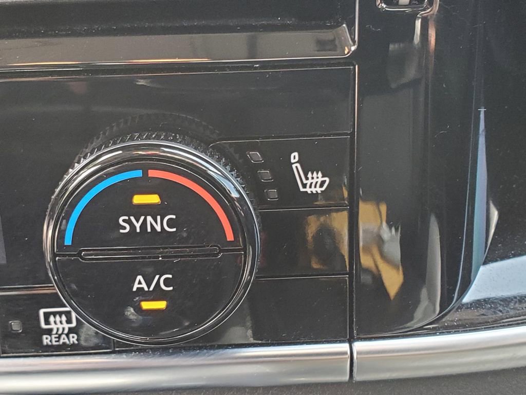 Certified 2023 Nissan Rogue SL w/ SL Premium Package FWD image 29