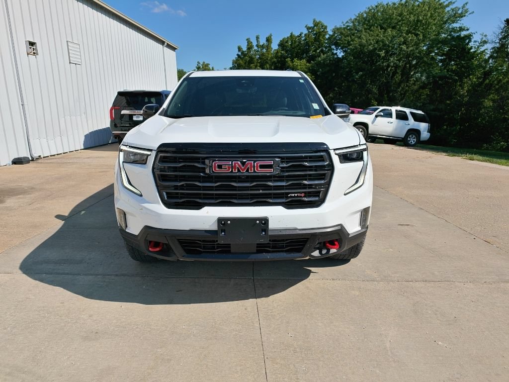 Used 2026 GMC Acadia AT4 w/ Luxury Package AWD/4WD image 4