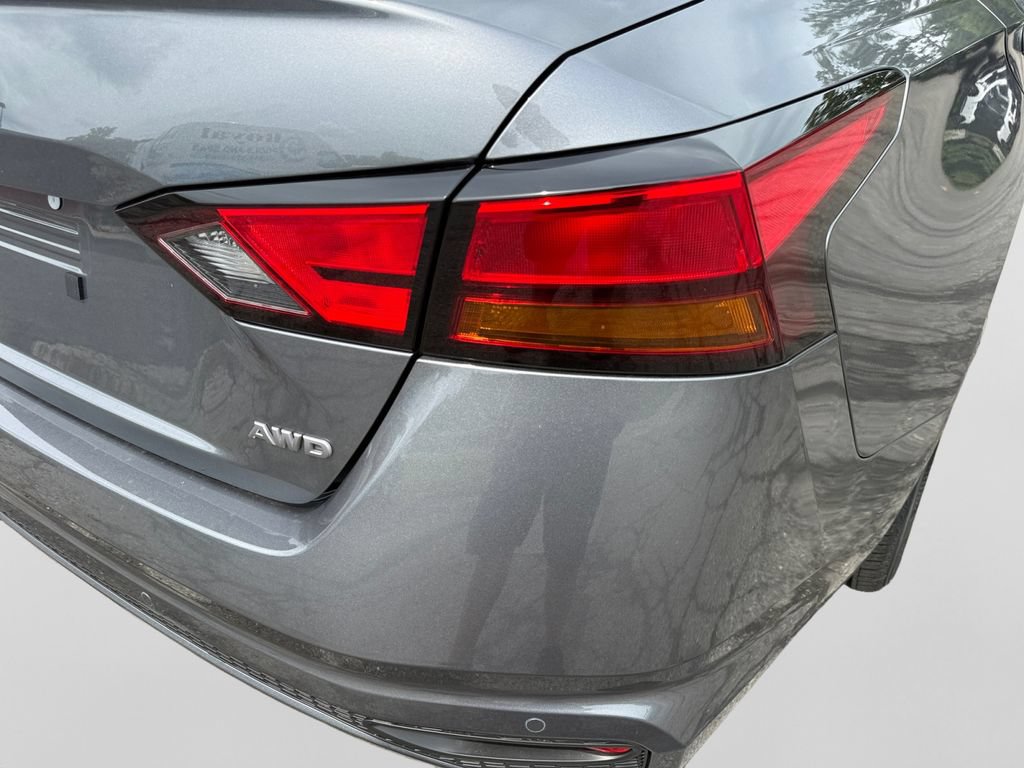 New 2026 Nissan Altima 2.5 SV AWD/4WD image 18