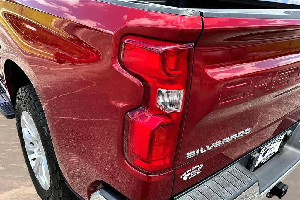 Used 2023 Chevrolet Silverado 1500 LTZ AWD/4WD image 26