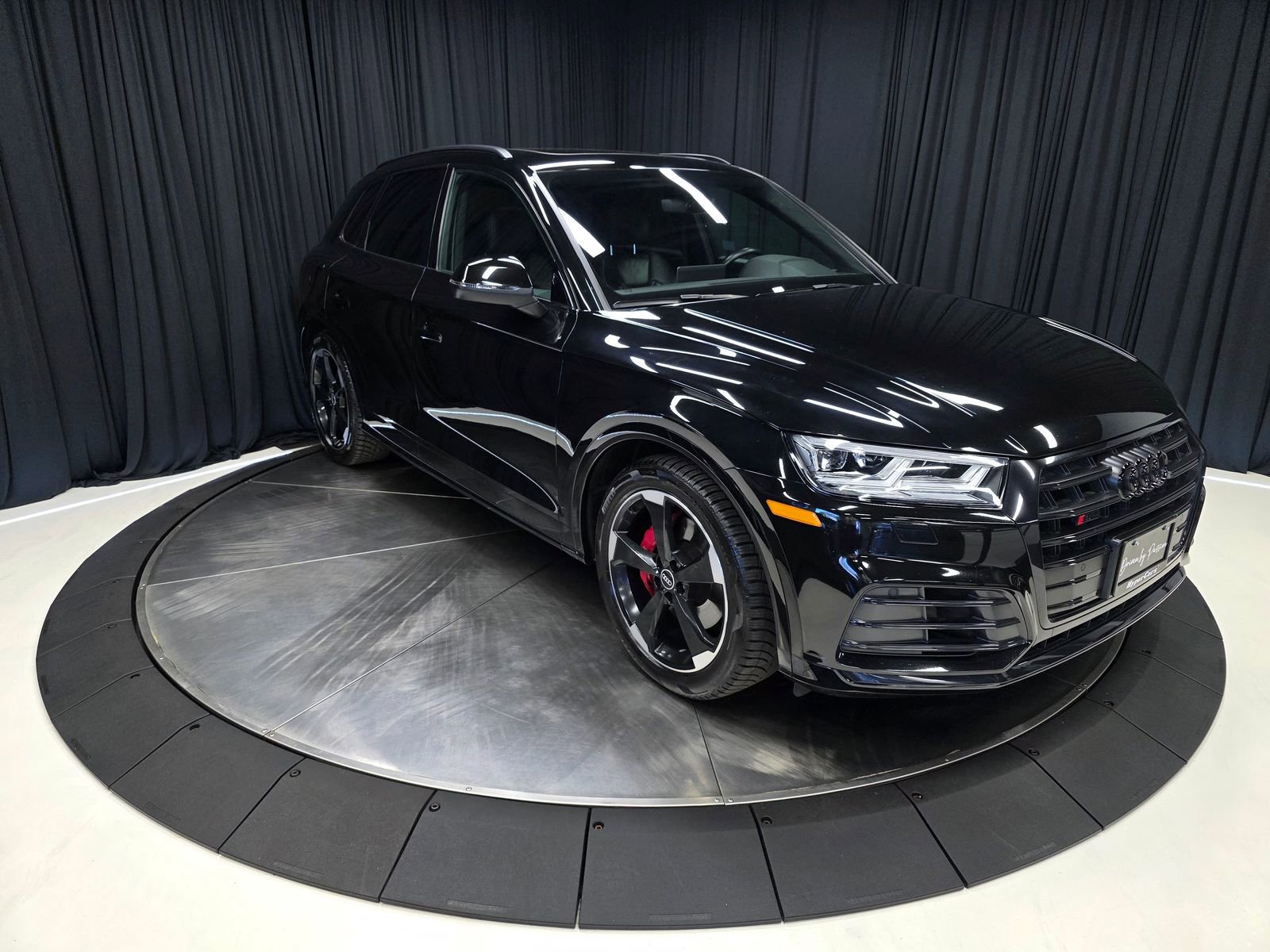 Used 2020 Audi SQ5 Premium Plus w/ Premium Plus Package AWD/4WD image 6