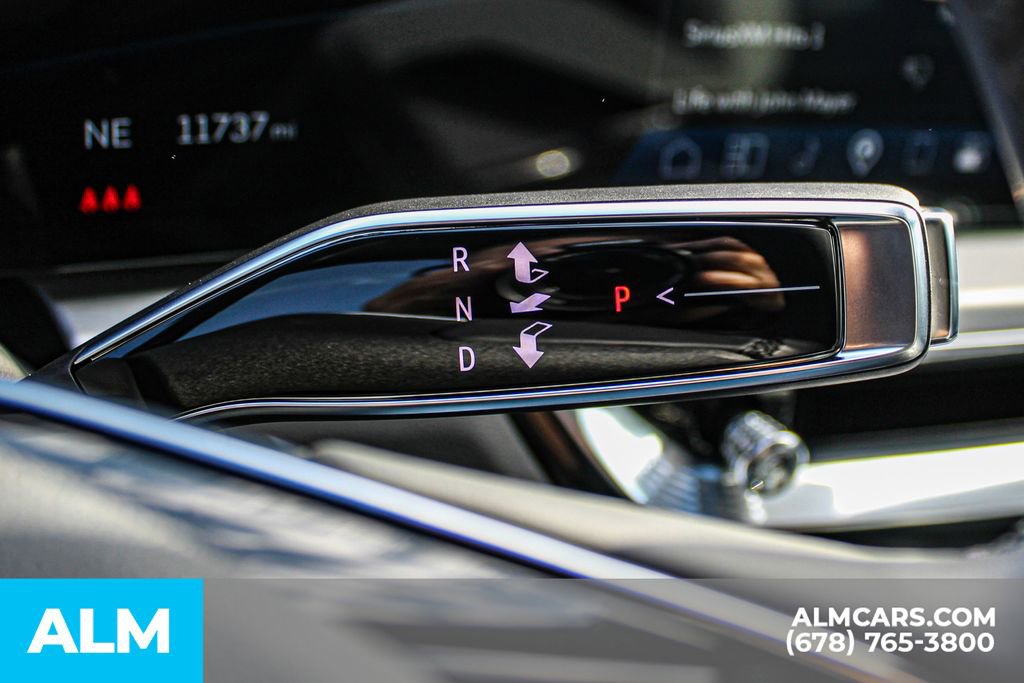 Used 2024 Cadillac Lyriq Sport image 29