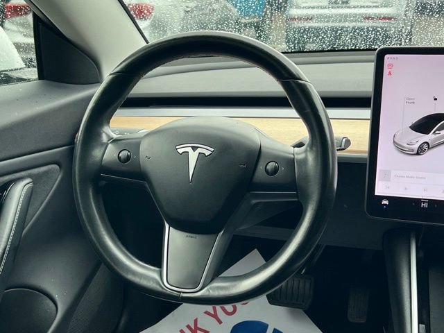 Used 2018 Tesla Model 3 Long Range RWD image 16