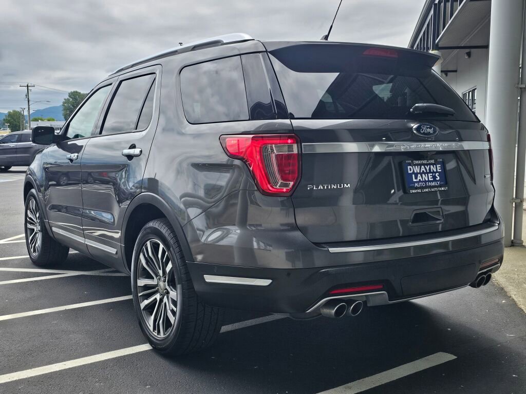 Used 2018 Ford Explorer Platinum AWD/4WD image 3