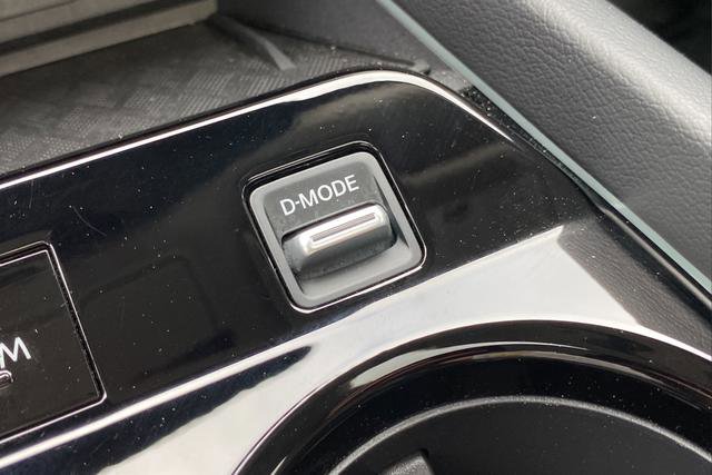 Used 2025 Nissan Murano Platinum w/ Cargo Package AWD/4WD image 31