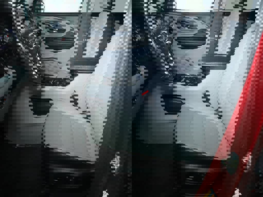 Used 2021 GMC Terrain SLT image 19