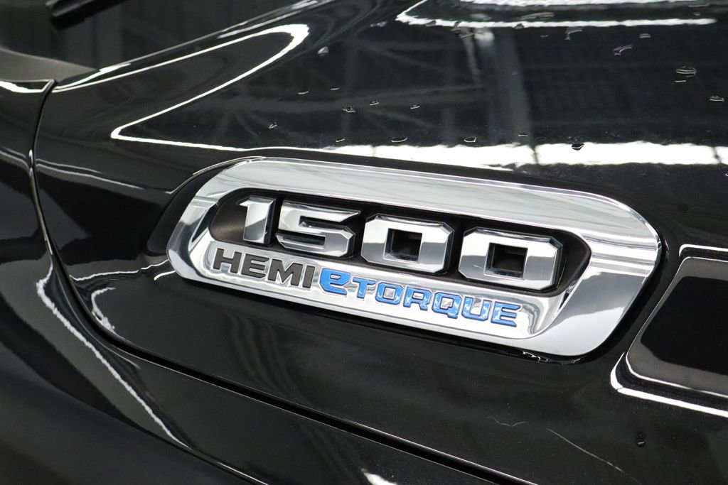 Used 2022 RAM 1500 Laramie AWD/4WD image 15