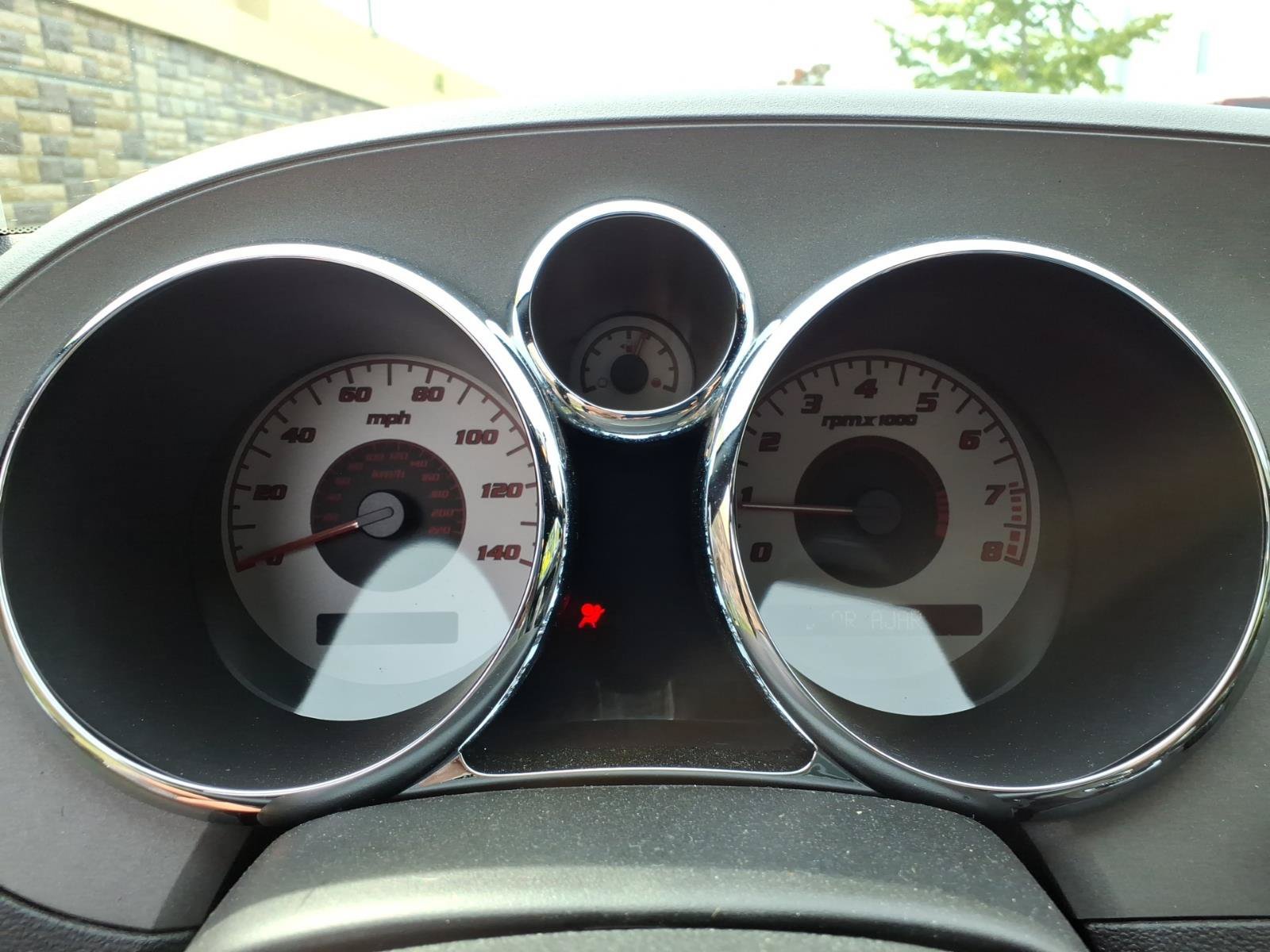 Used 2007 Pontiac Solstice Convertible w/ Premium Package RWD image 23