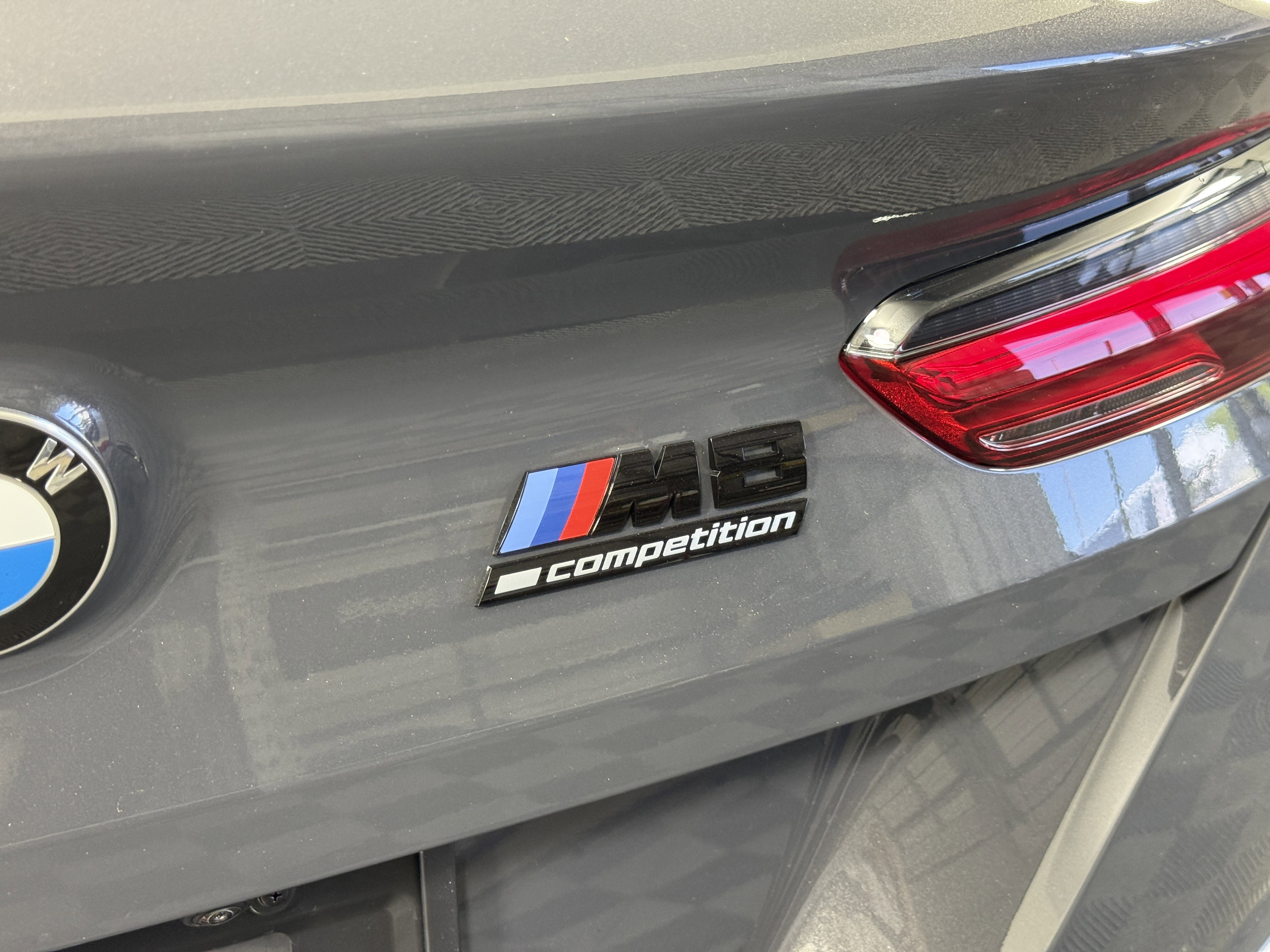 Used 2022 BMW M8 Competition image 9