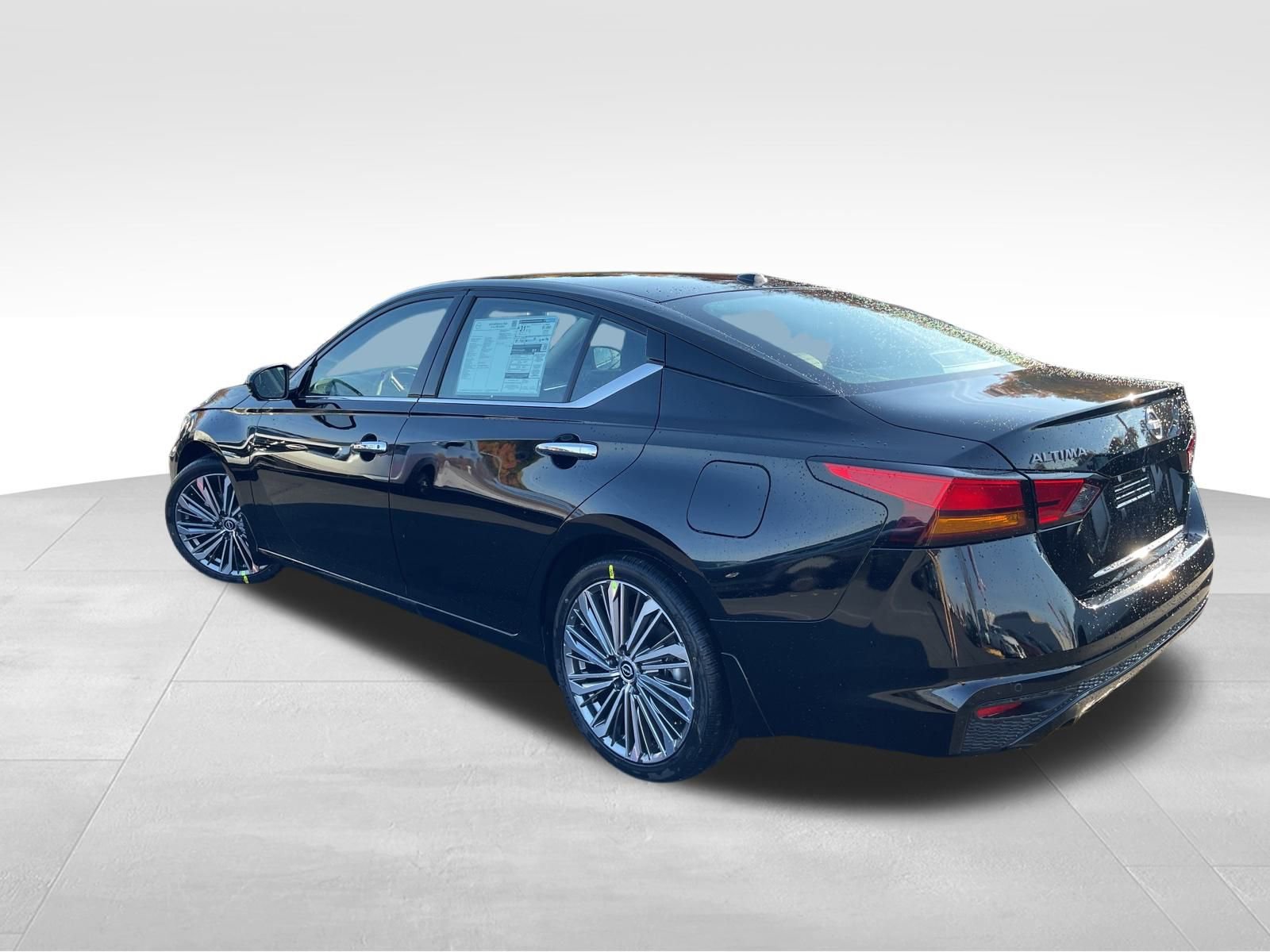 New 2025 Nissan Altima 2.5 SL image 6