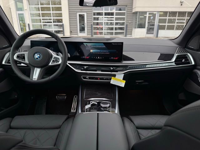 New 2026 BMW X5 xDrive50e w/ M Sport Package image 27