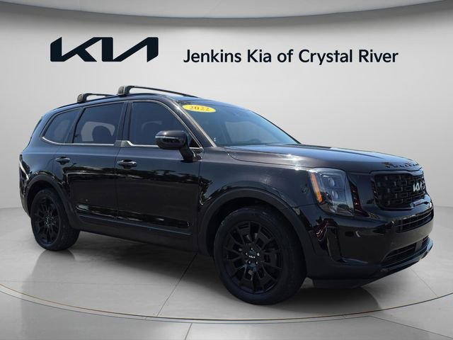 Certified 2022 Kia Telluride EX w/ EX Premium Package AWD/4WD image 2