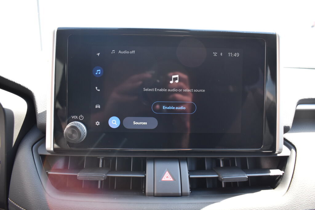 Certified 2025 Toyota RAV4 LE AWD/4WD image 11