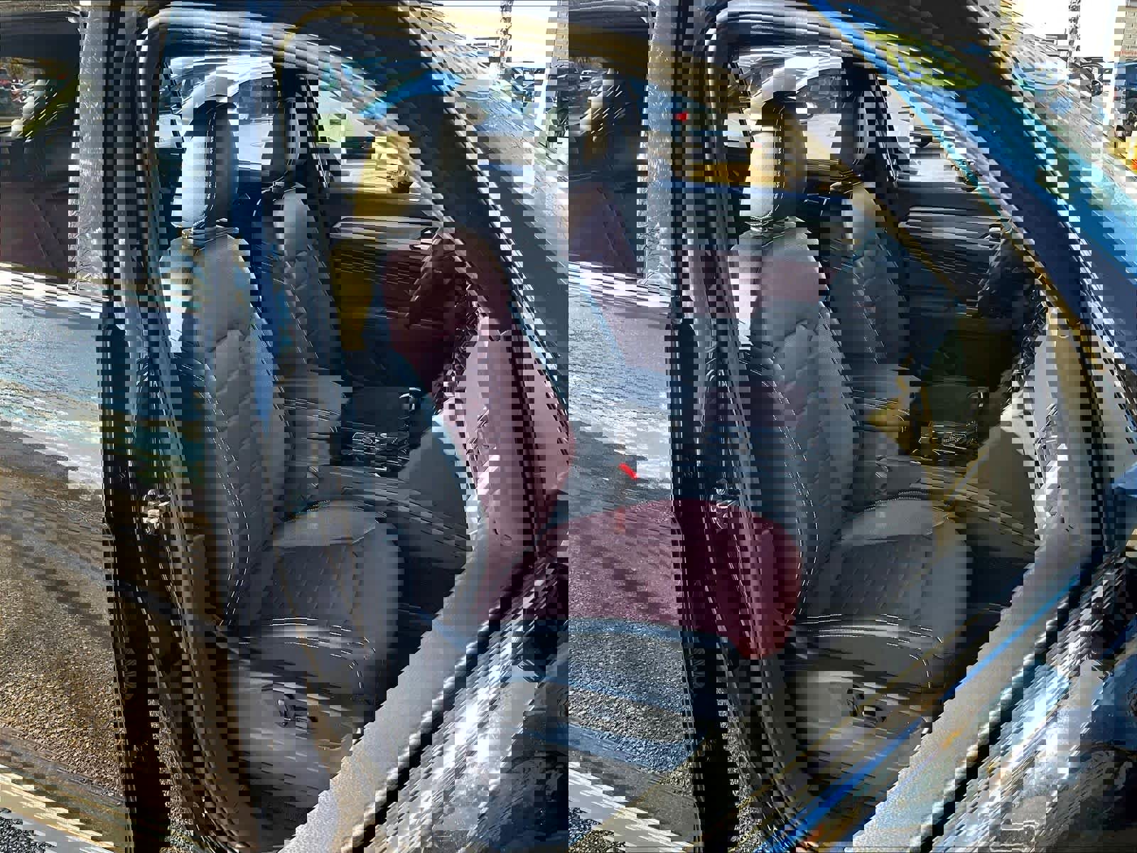 Used 2021 Volkswagen Atlas Cross Sport SEL Premium image 11