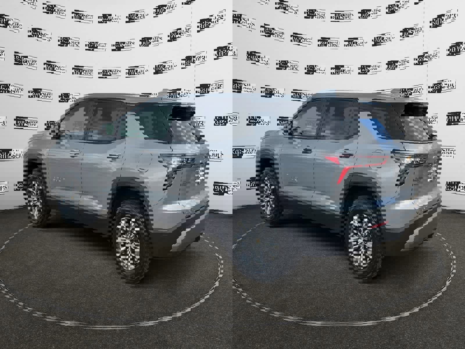 Used 2026 Chevrolet Equinox LT image 4