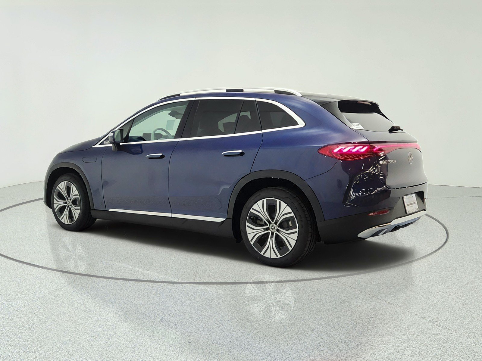 New 2027 Mercedes-Benz EQE 320+ SUV image 7