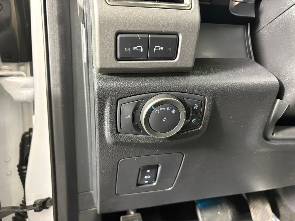 Used 2018 Ford F150 Raptor w/ Equipment Group 802A Luxury image 14