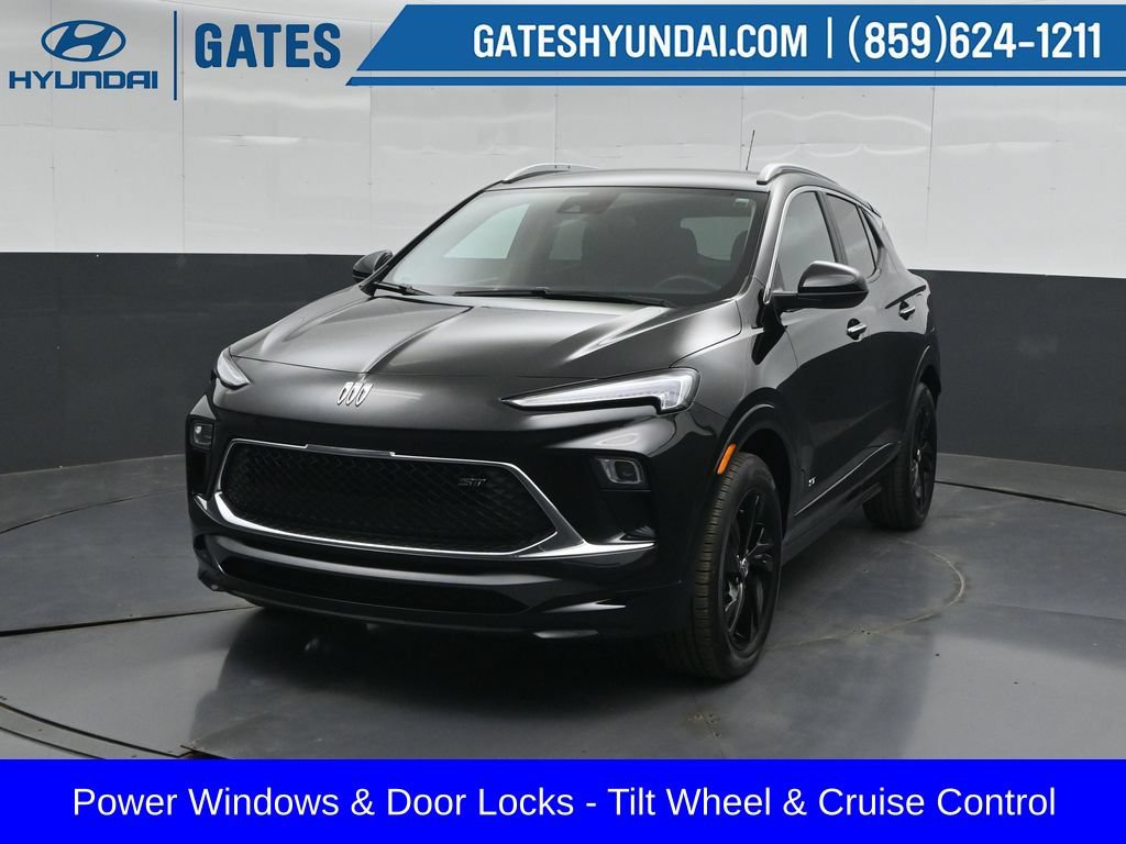 Used 2025 Buick Encore GX Sport Touring FWD image 5