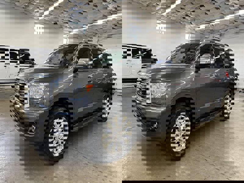 Used 2014 Toyota Sequoia Platinum image 6