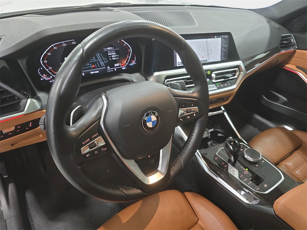 Used 2021 BMW 330i Sedan w/ Premium Package image 16