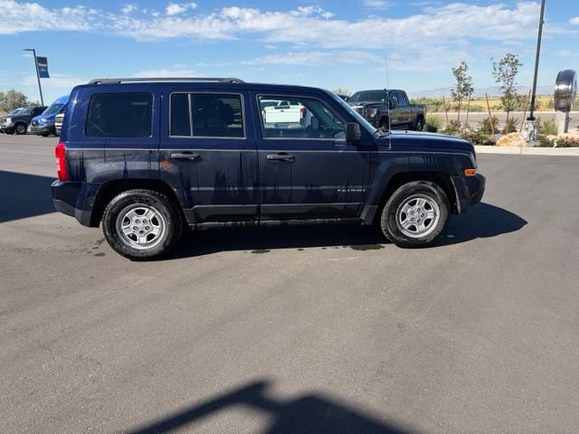 Used 2015 Jeep Patriot Sport FWD image 6