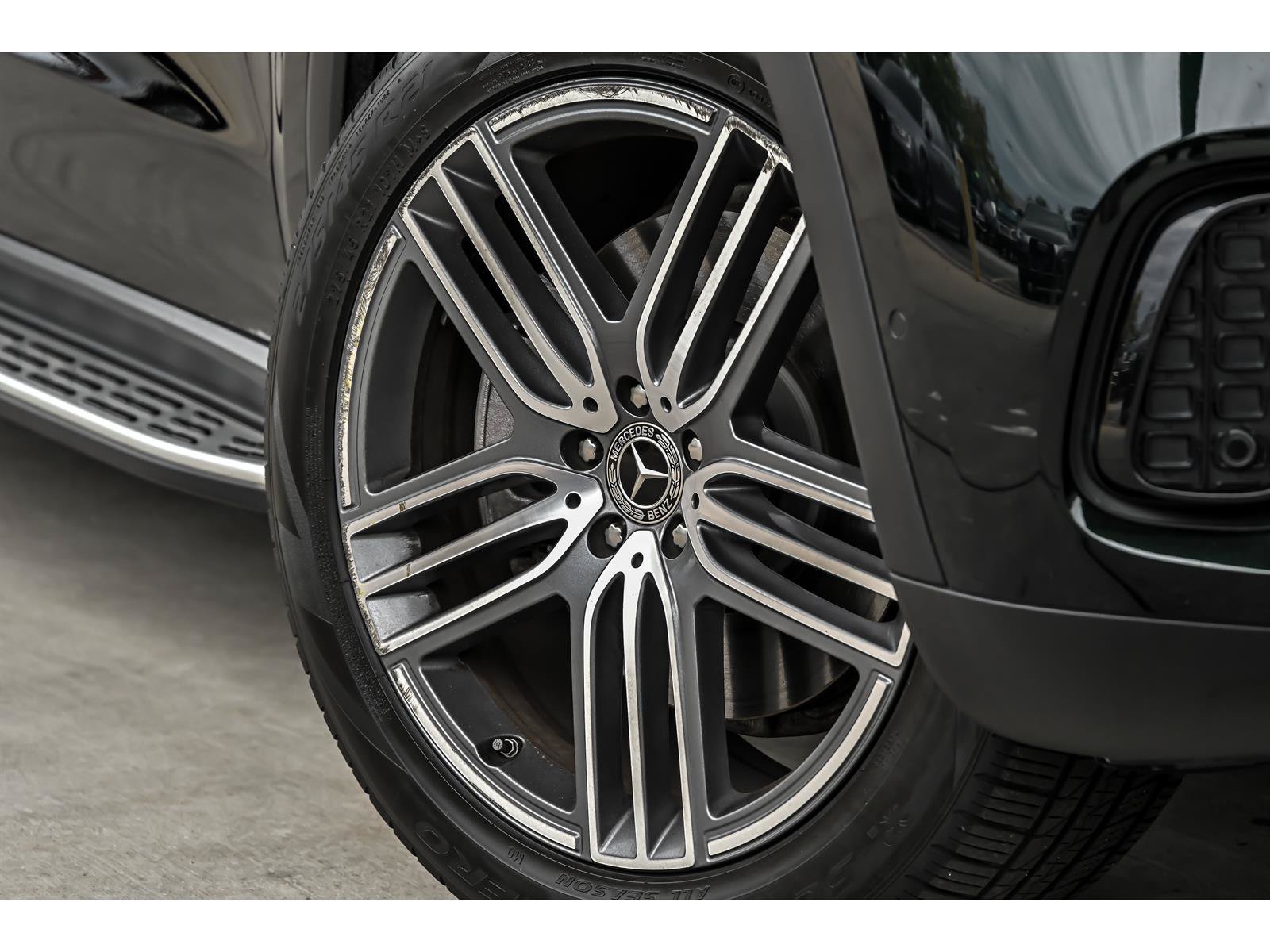 Certified 2024 Mercedes-Benz GLS 450 4MATIC image 3