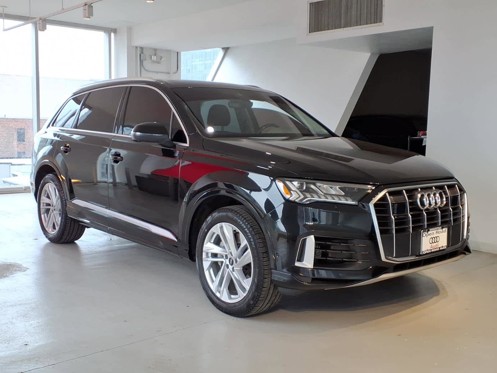 Used 2023 Audi Q7 3.0T Premium Plus w/ Premium Plus Package AWD/4WD image 3