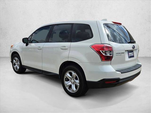Used 2016 Subaru Forester 2.5i AWD/4WD image 8