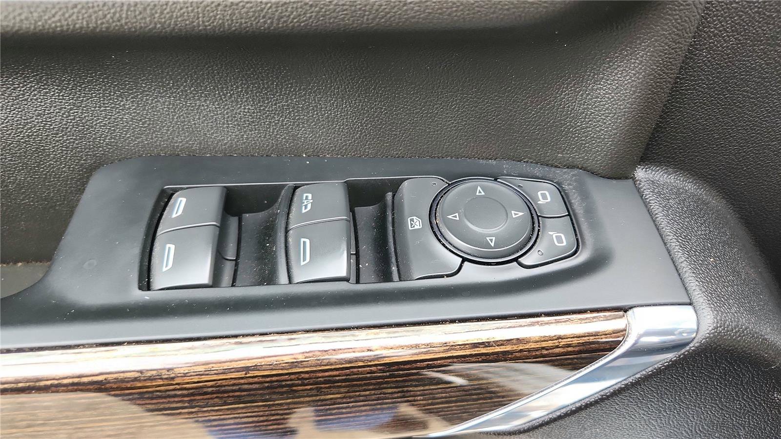 Used 2023 GMC Sierra 2500 SLE w/ SLE Convenience Package image 14