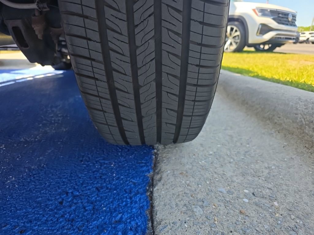 Used 2021 GMC Canyon Denali AWD/4WD image 10