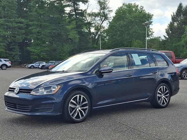 Used 2016 Volkswagen Golf Limited Edition FWD image 3