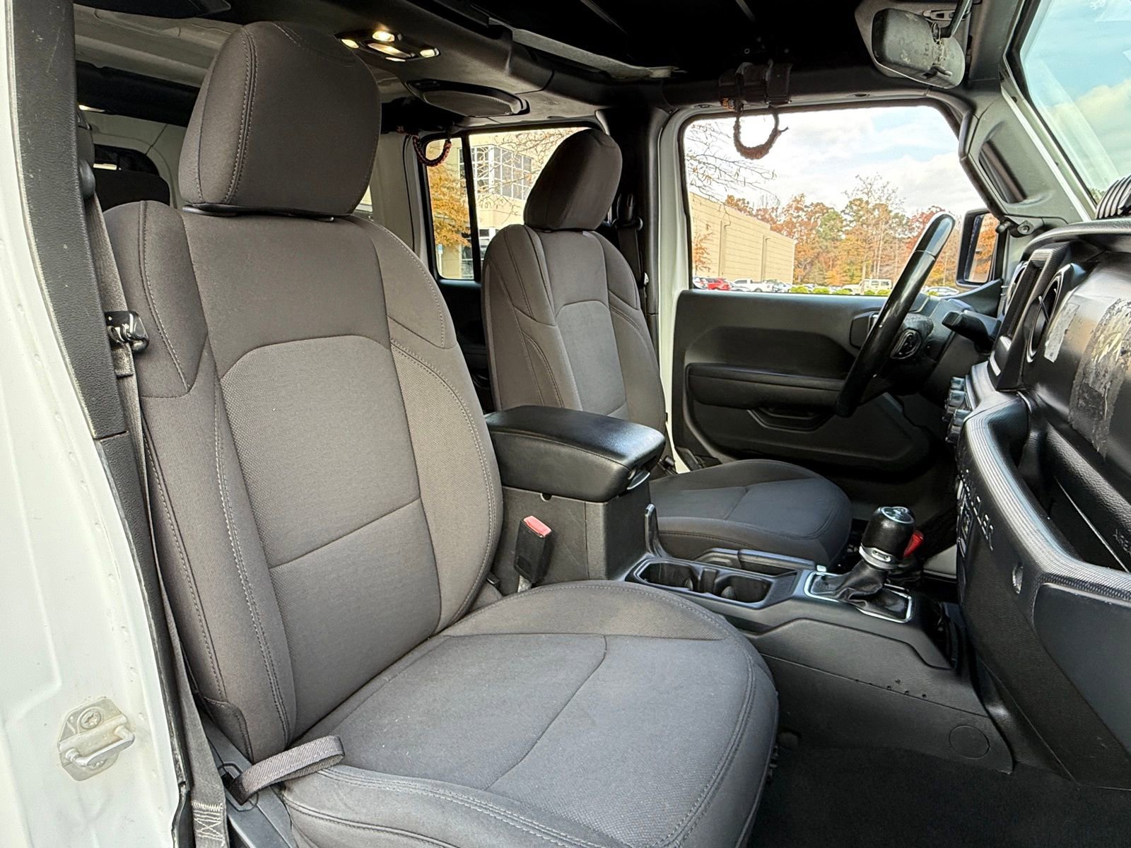 Used 2022 Jeep Wrangler Unlimited Sport w/ Xtreme Recon 35" Tire Package image 33